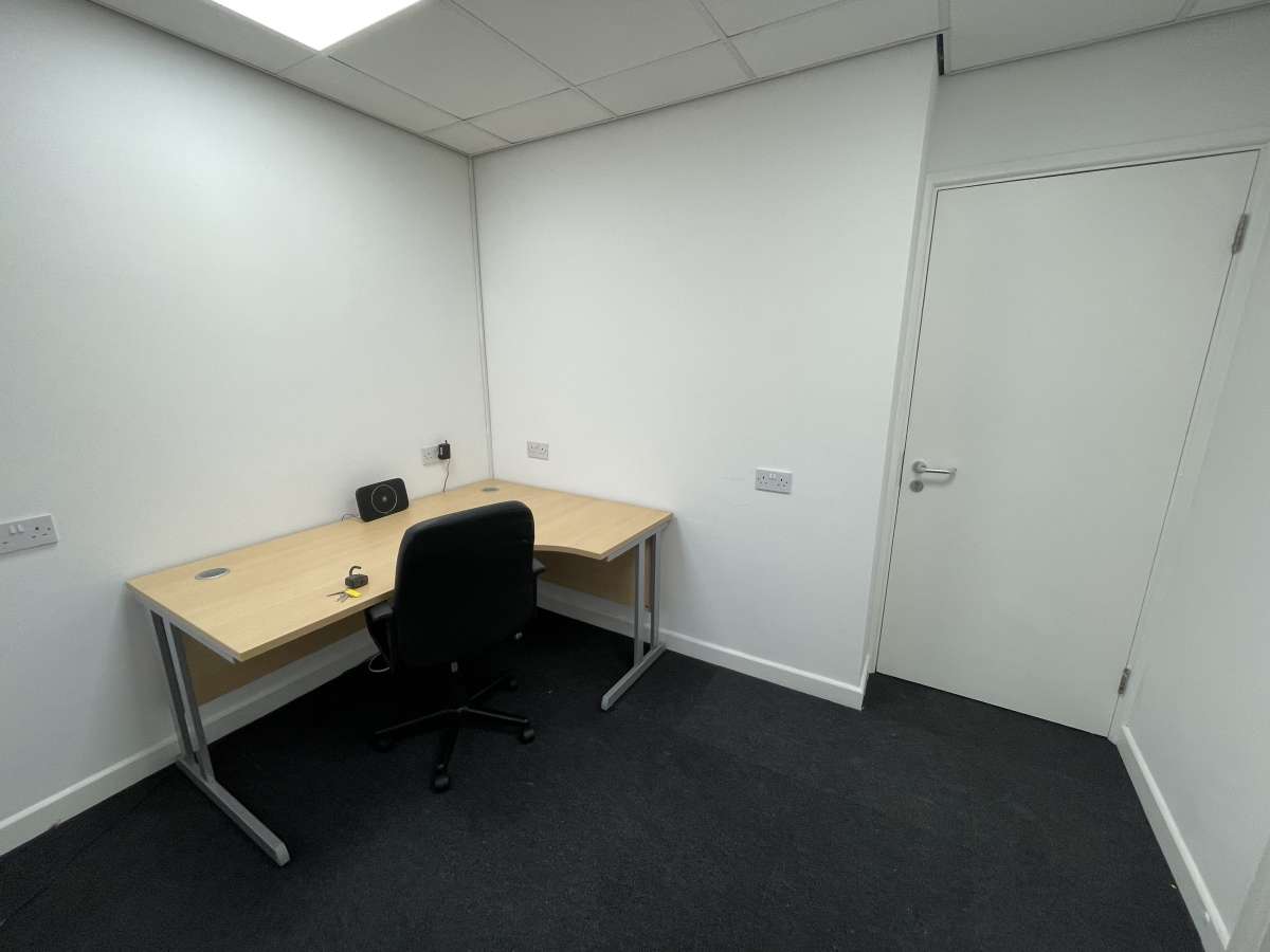 Industrial Unit in Retford - photo 2