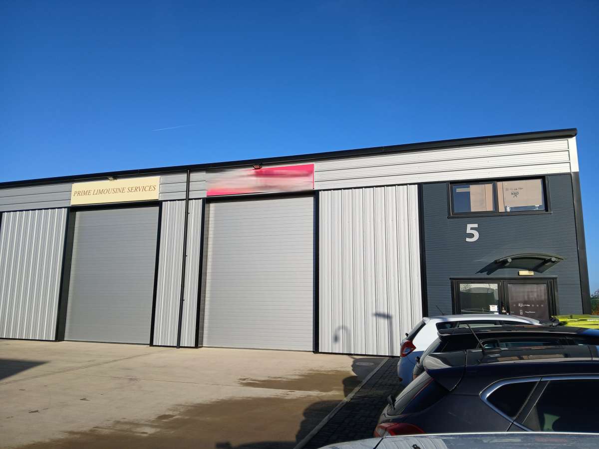 Industrial Unit in Yaxley - photo 3
