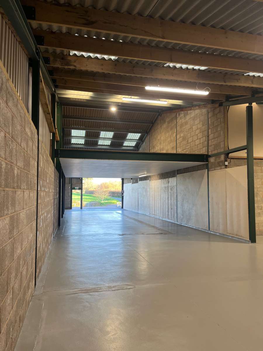 Industrial Unit in Exeter - photo 3