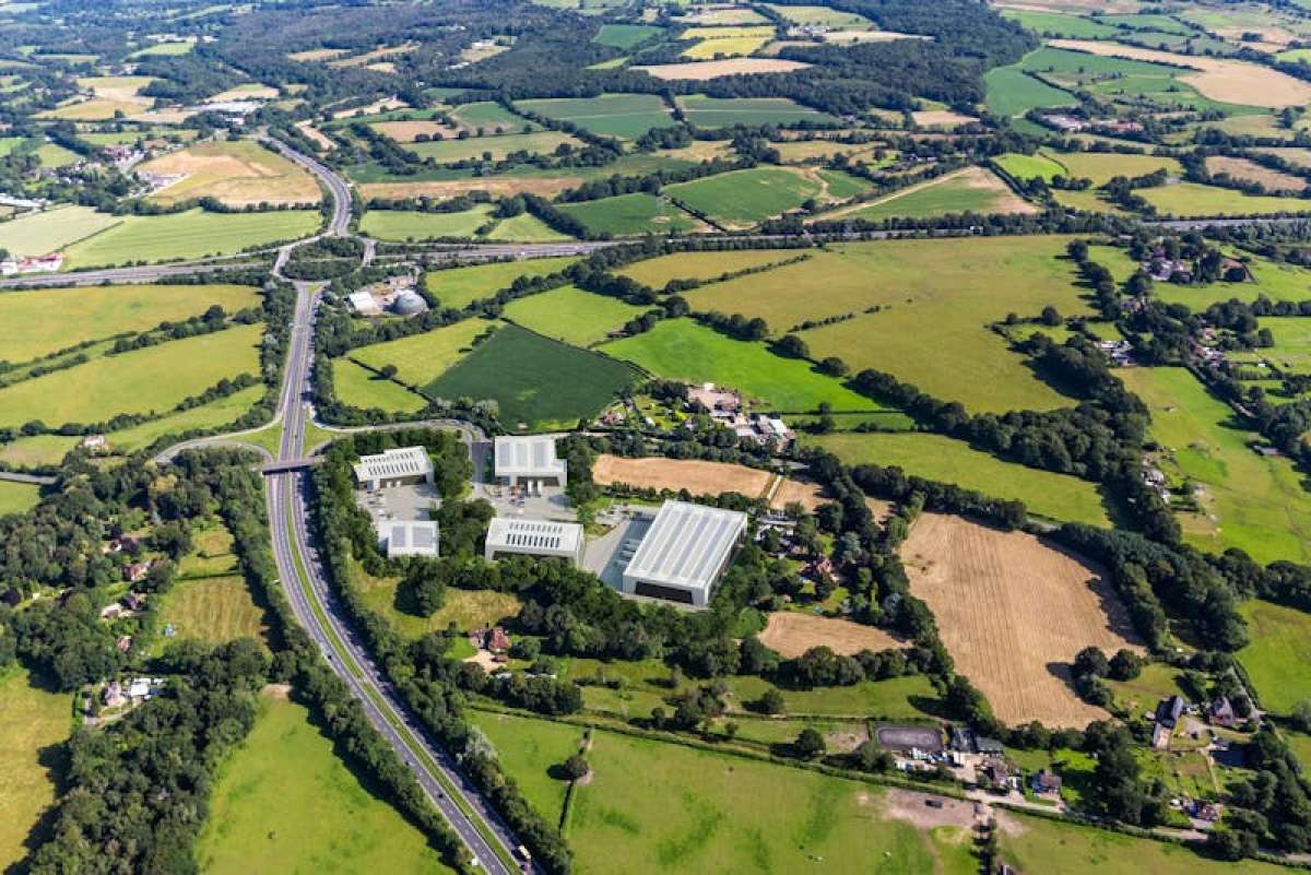 Industrial Unit in Southampton - photo 3