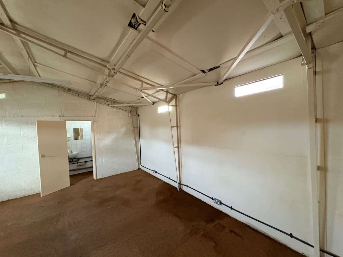 Industrial Unit in Leicester - photo 4