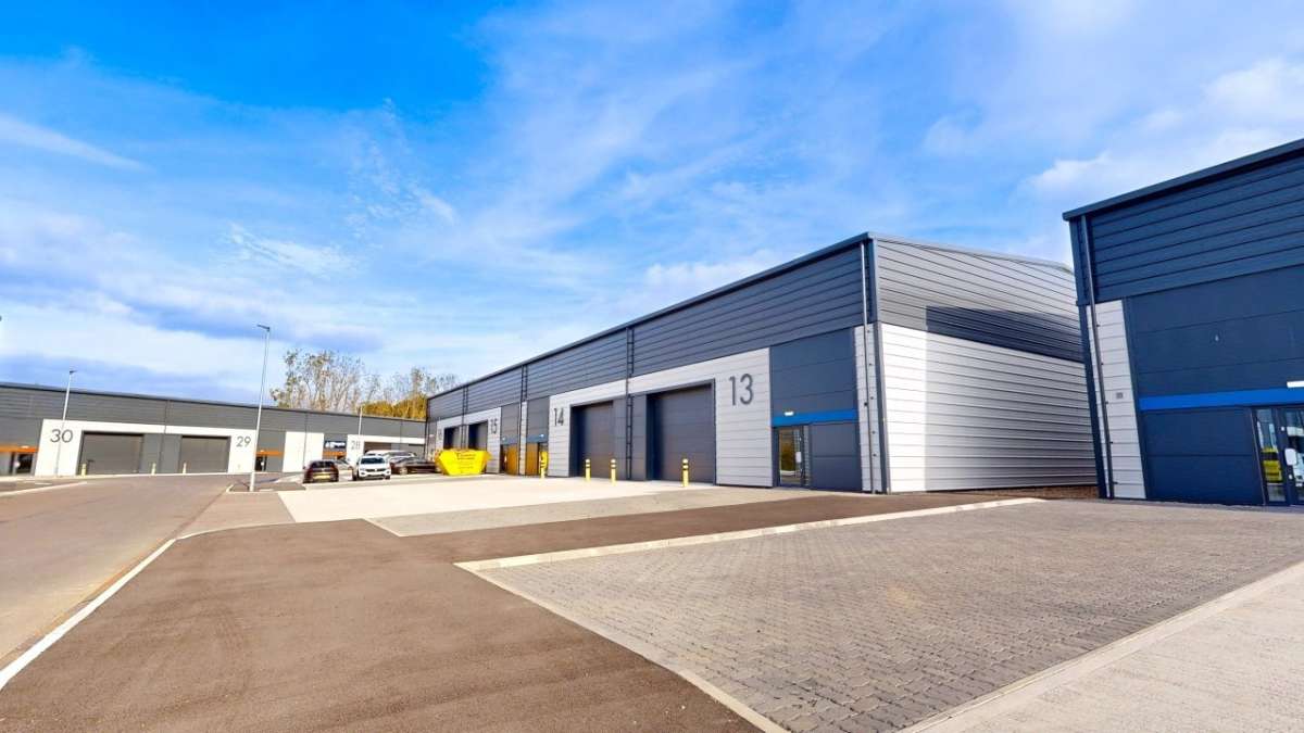 Industrial Unit in Colchester - photo 3