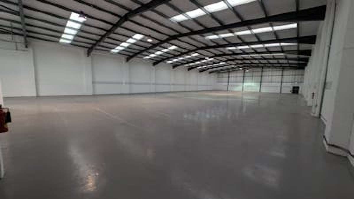 Industrial Unit in Southampton - photo 2