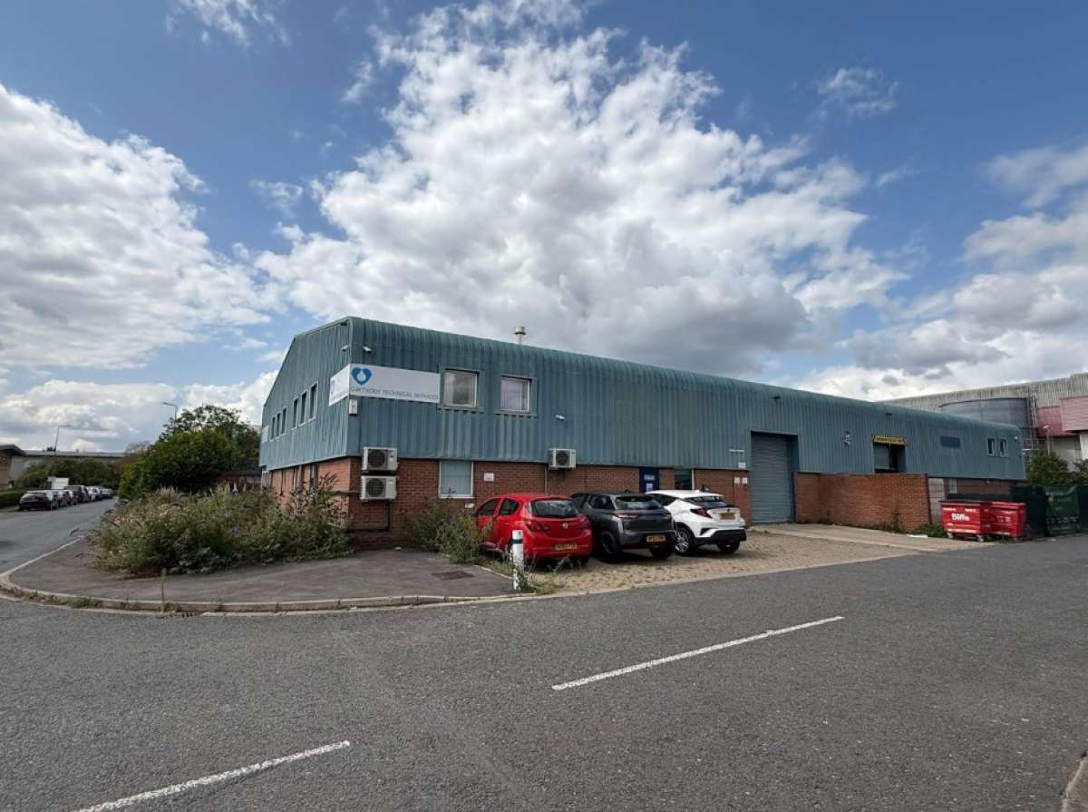 Industrial Unit in Didcot - photo 2