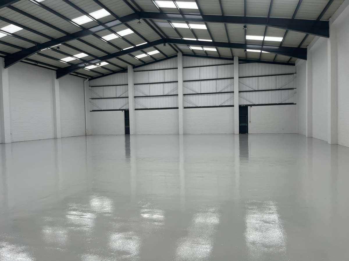 Industrial Unit in Portchester - photo 3