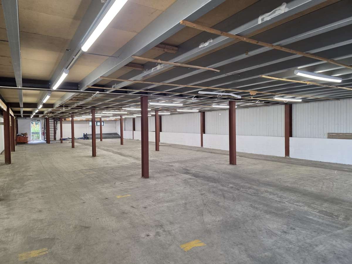Industrial Unit in Newchurch - photo 3
