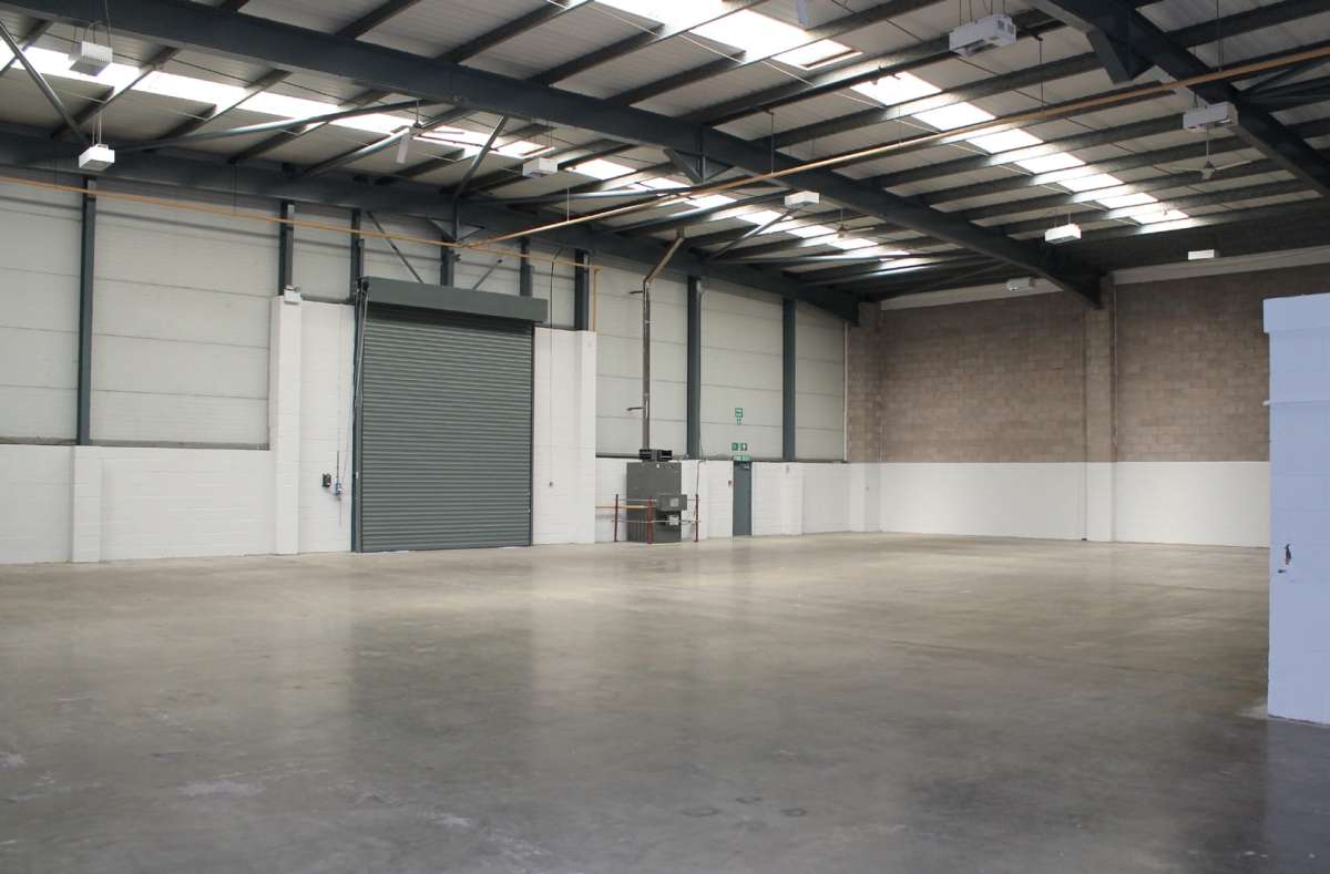 Industrial Unit in Kingswinford - photo 3
