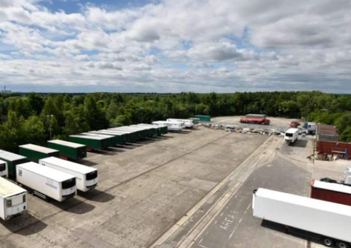 Industrial Unit in Selby - photo 2