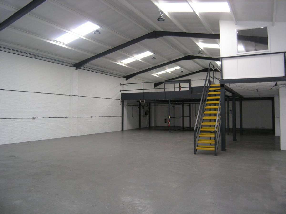 Industrial Unit in Brightlingsea - photo 4