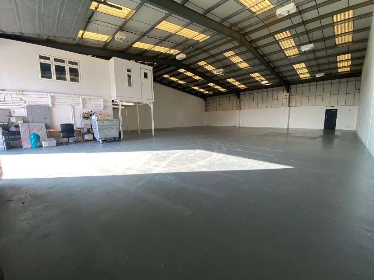 Industrial Unit in Colchester - photo 4