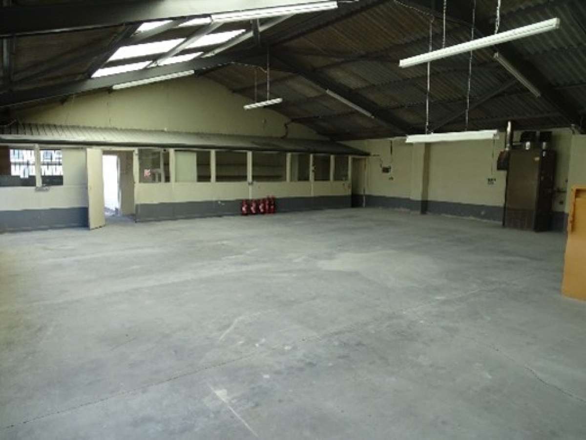 Industrial Unit in Walton - photo 2