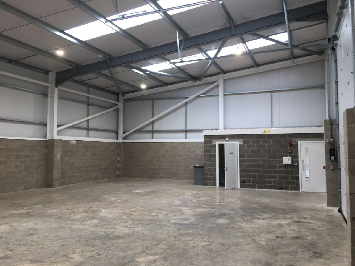 Industrial Unit in North Hykeham - photo 4