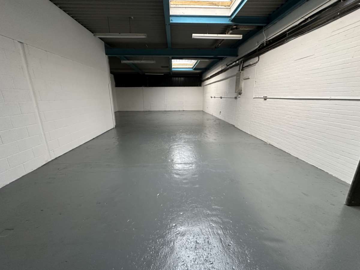 Industrial Unit in Redruth - photo 4