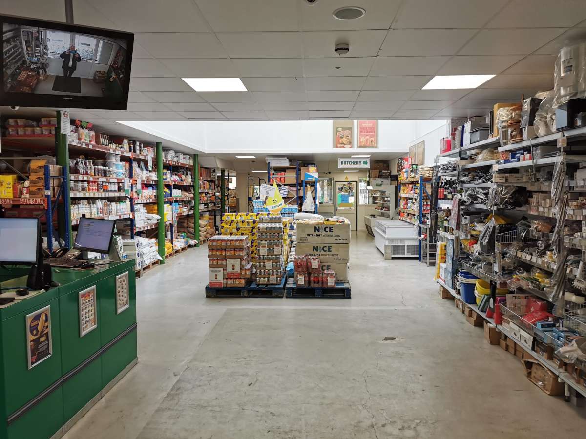 Industrial Unit in Great Yarmouth - photo 2