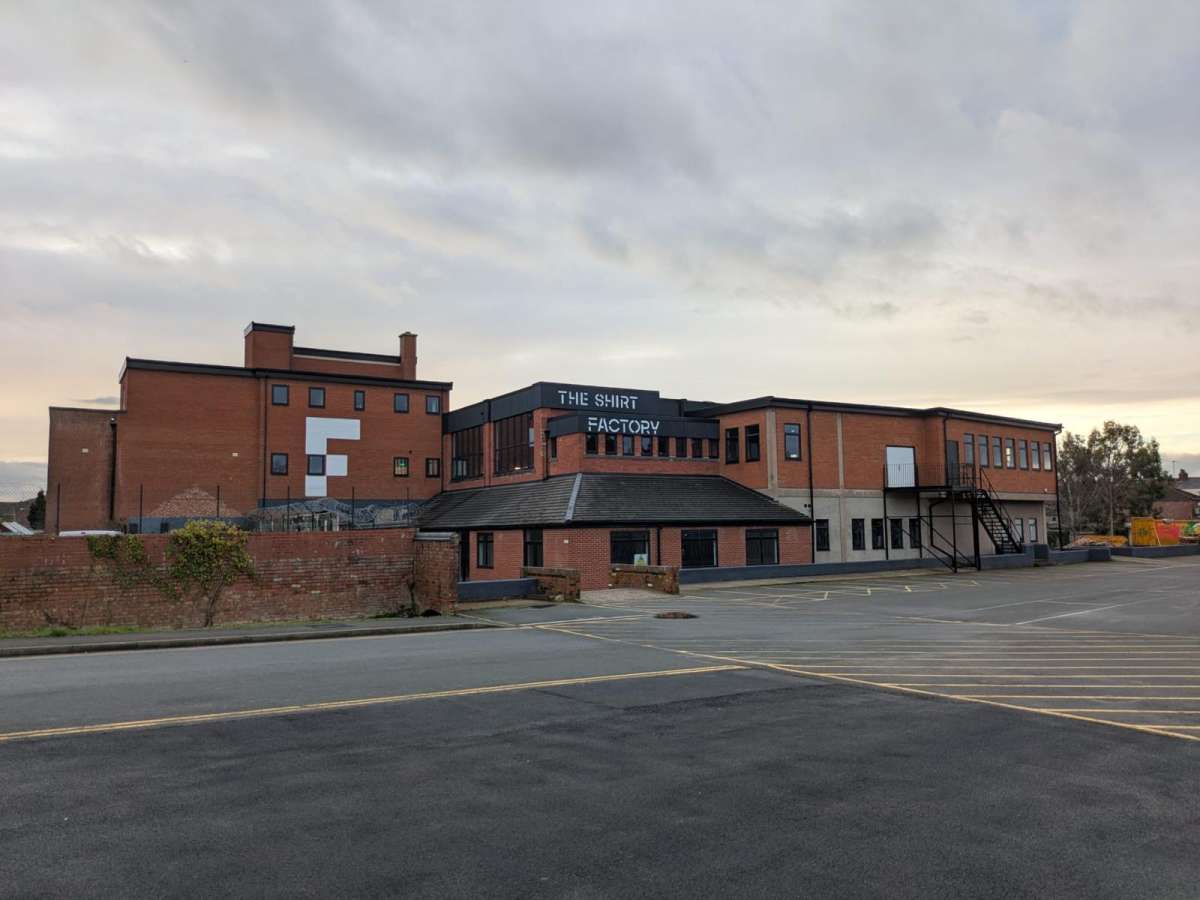 Industrial Unit in Chertsey - photo 2