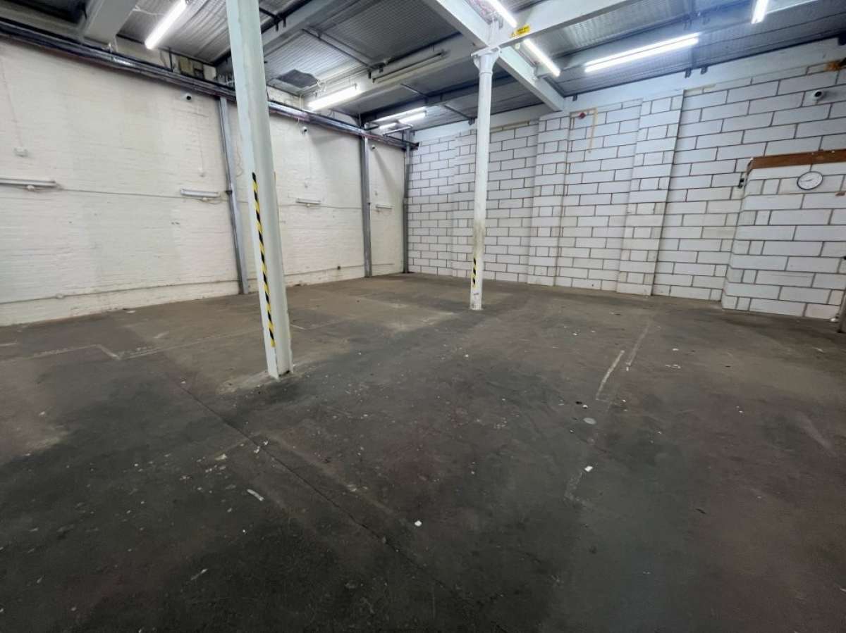 Industrial Unit in Ipswich - photo 3