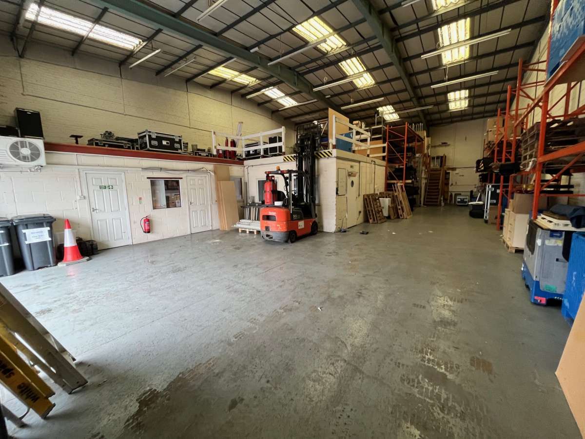 Industrial Unit in Colchester - photo 2