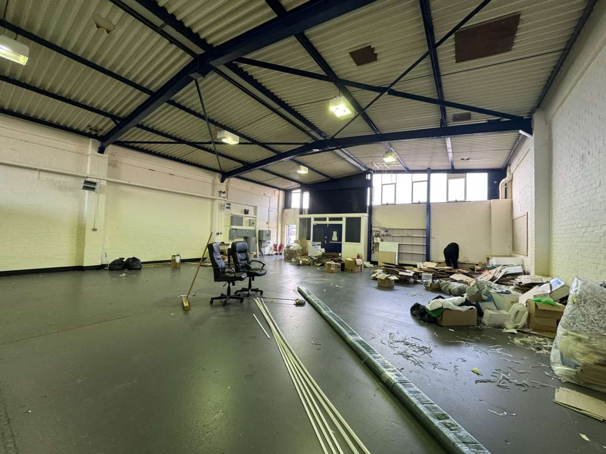Industrial Unit in Woodston - photo 4