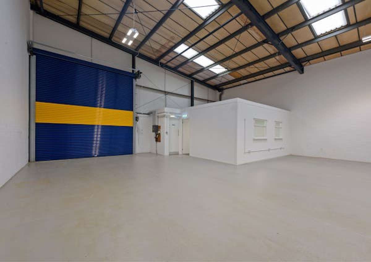 Industrial Unit in Birmingham - photo 3