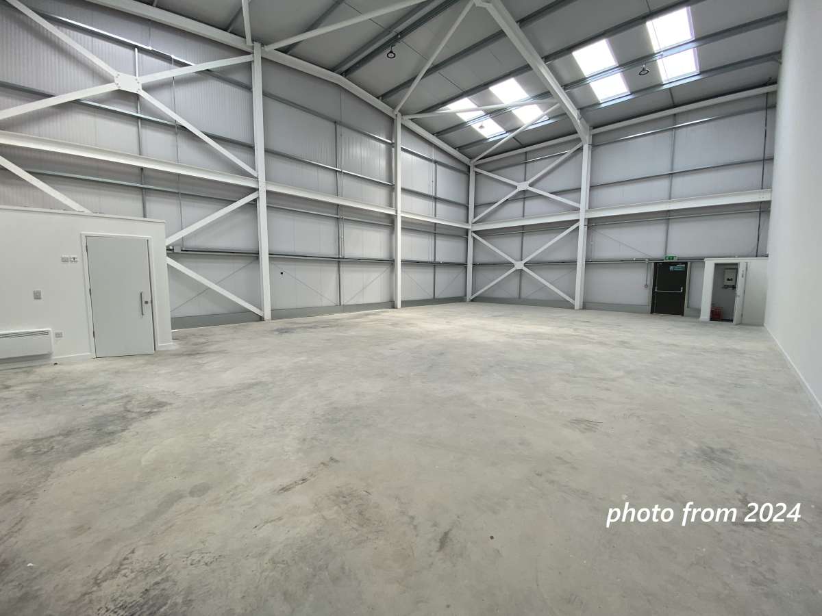Industrial Unit in Winchester - photo 2