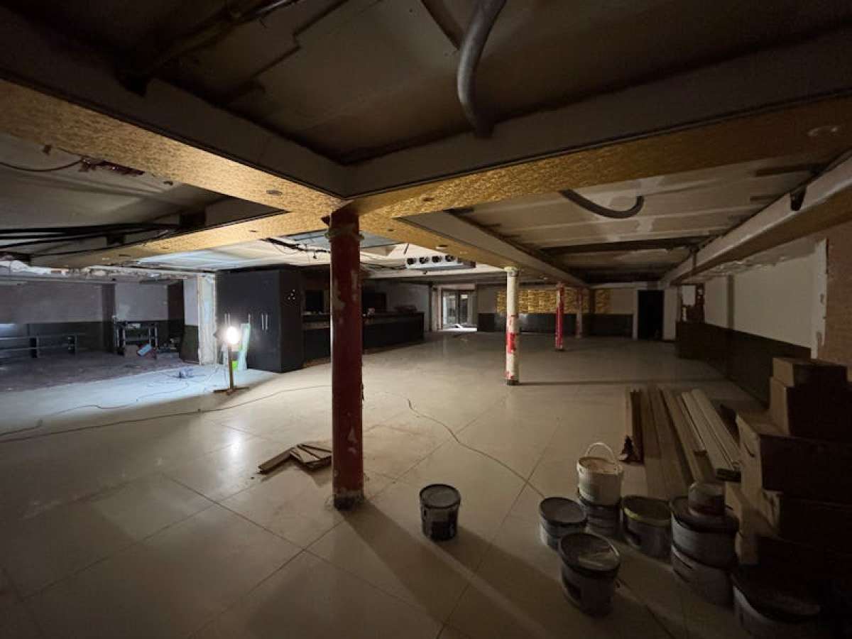 Industrial Unit in Basingstoke - photo 3