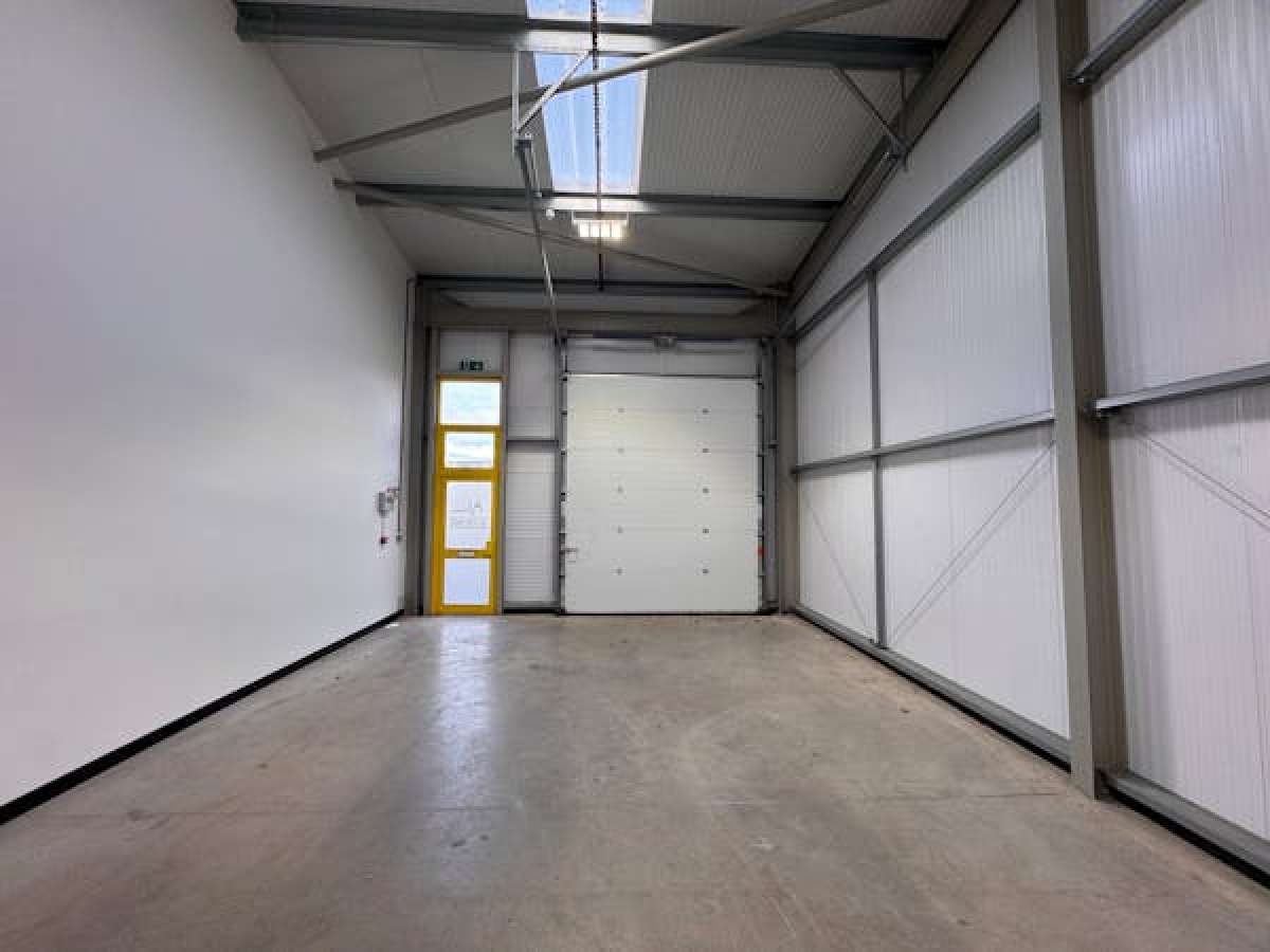 Industrial Unit in Pershore - photo 4