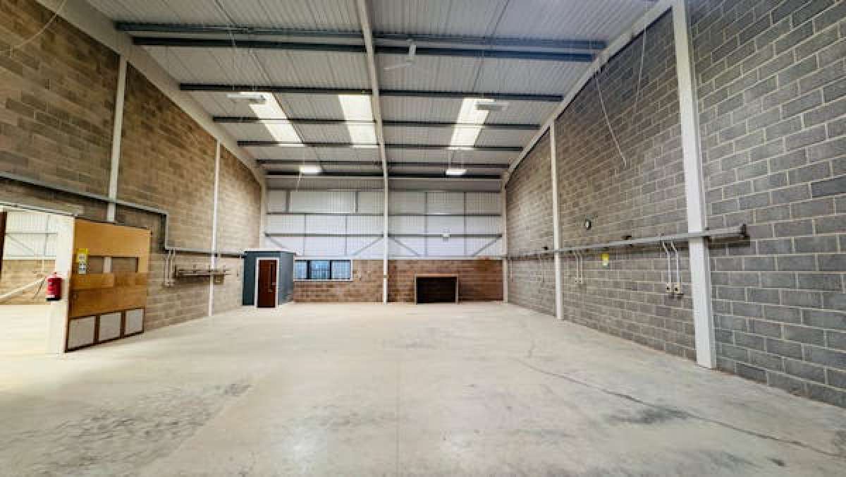 Industrial Unit in Tewkesbury - photo 4