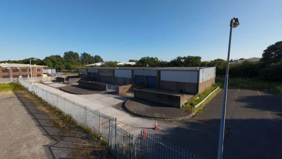 Industrial Unit in Doncaster - photo 3