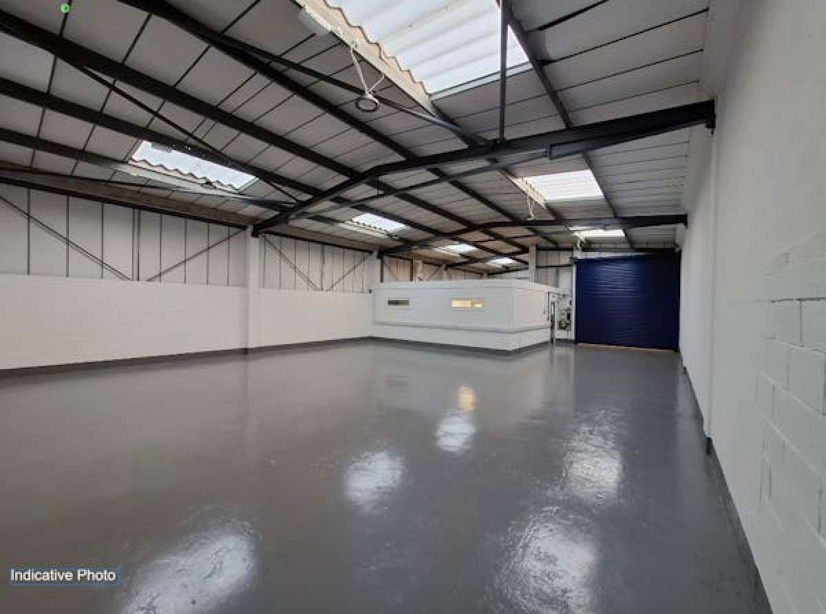 Industrial Unit in Brierley Hill - photo 2