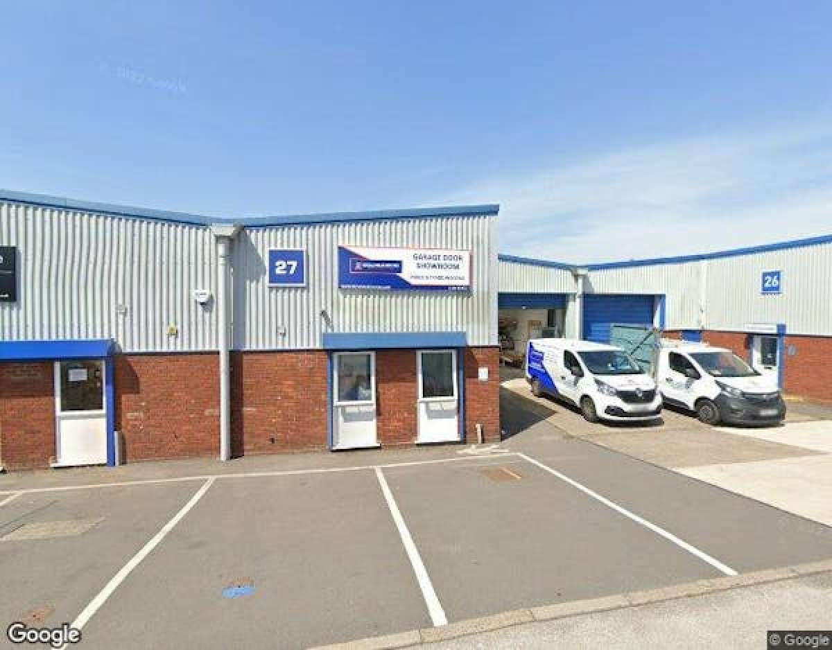 Industrial Unit in Brierley Hill - photo 2