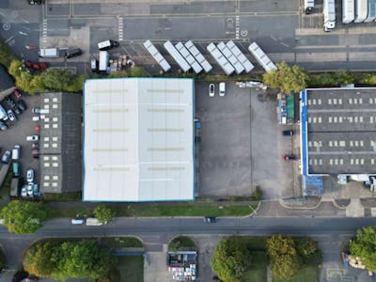 Industrial Unit in Northampton - photo 2