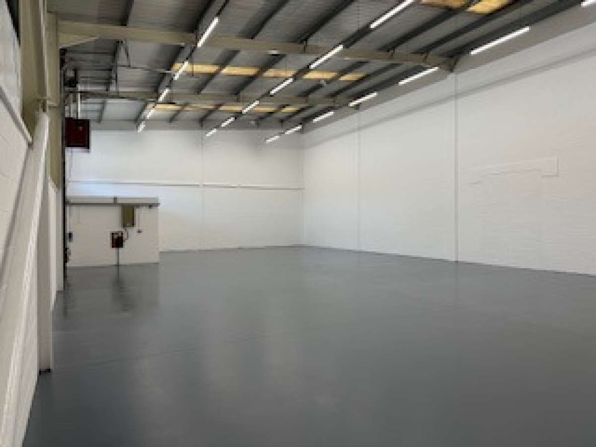Industrial Unit in Derby - photo 3