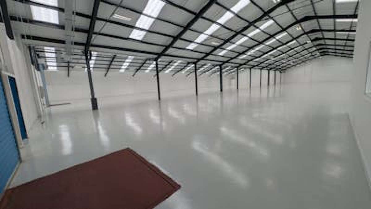 Industrial Unit in Gosport - photo 3