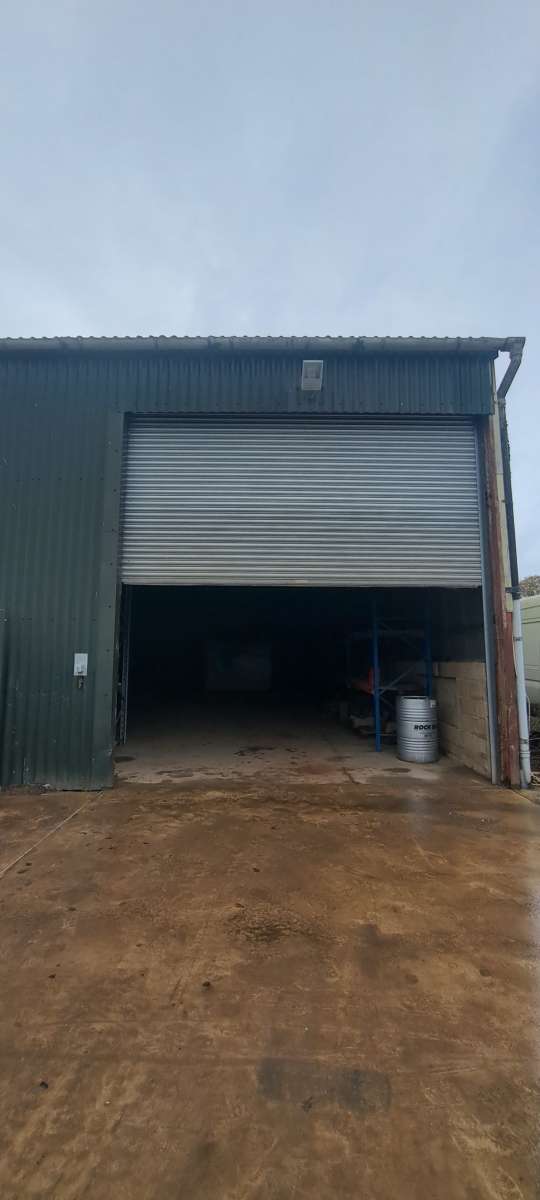 Industrial Unit in Newton Purcell - photo 4