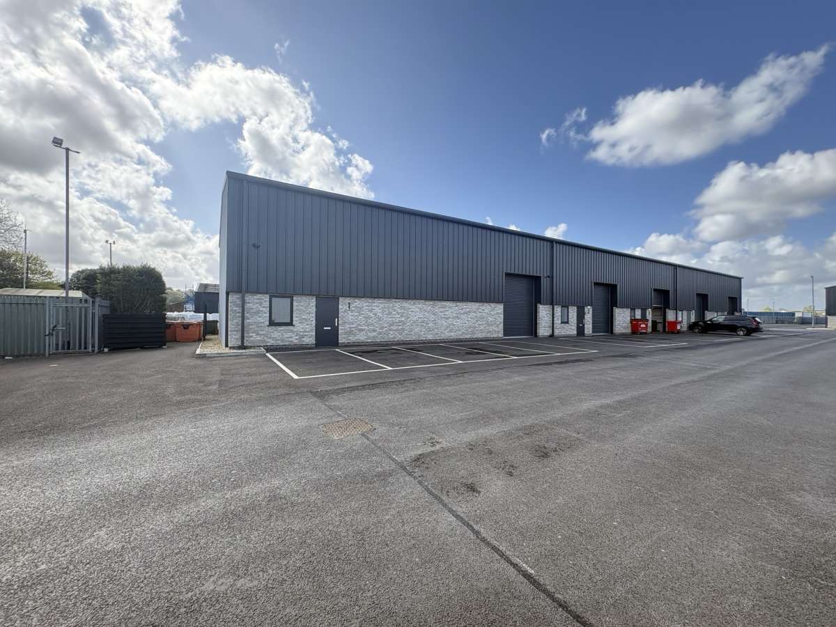 Industrial in Lincoln