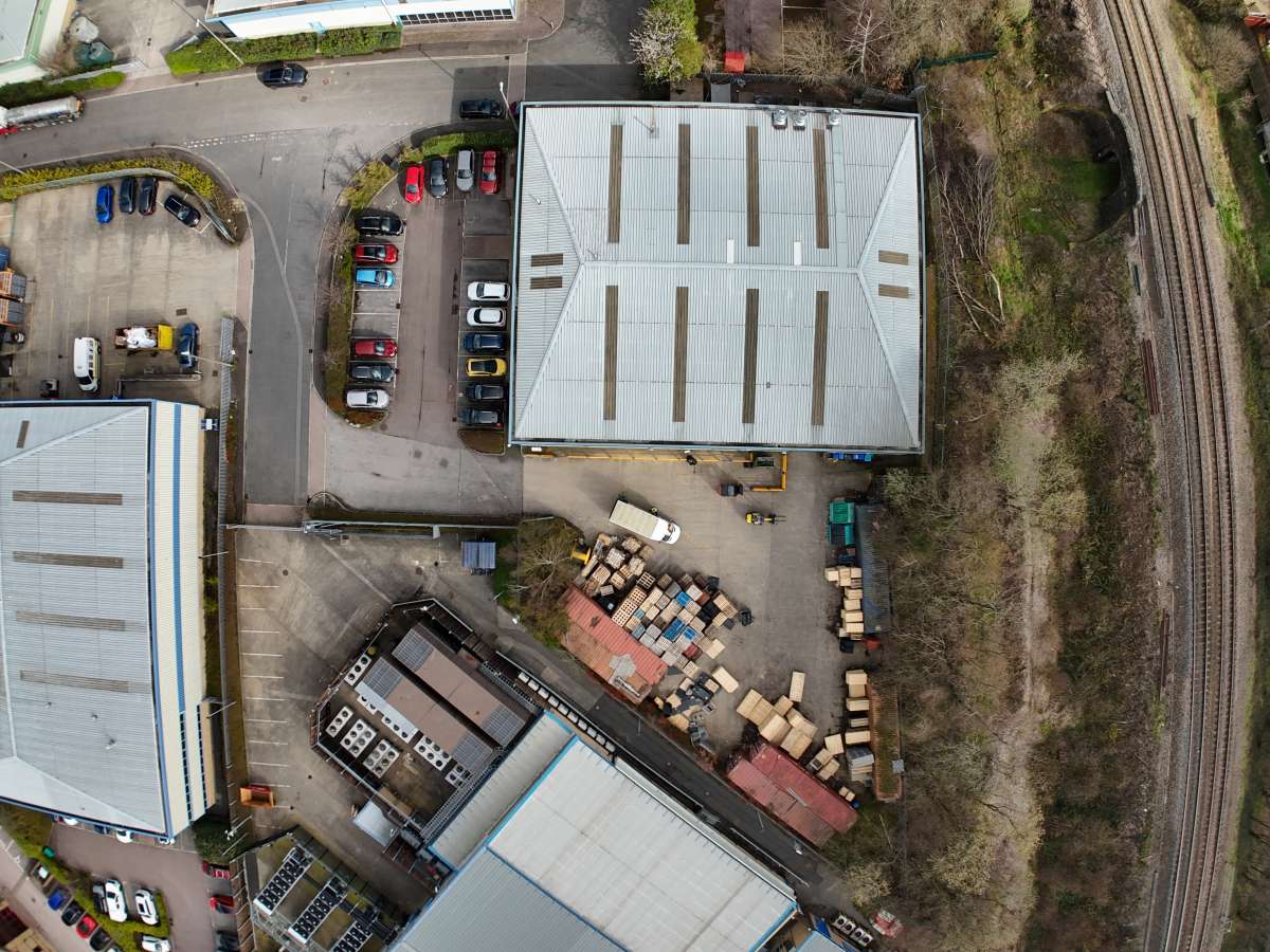 Industrial Unit in Lowfields Business Park - photo 2