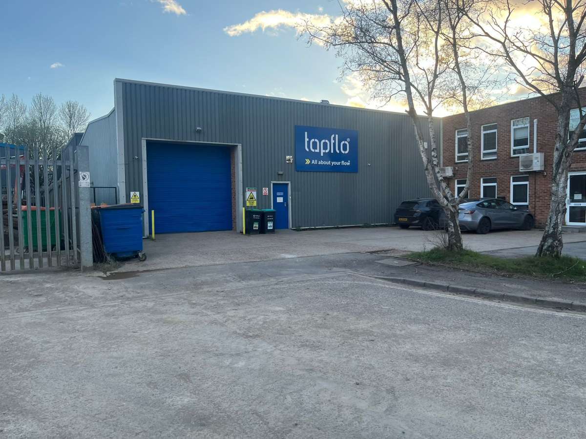 Industrial Unit in Chandler's Ford - photo 3