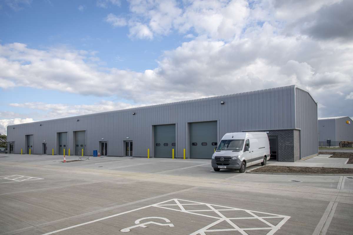 Industrial Unit in Harrogate - photo 3