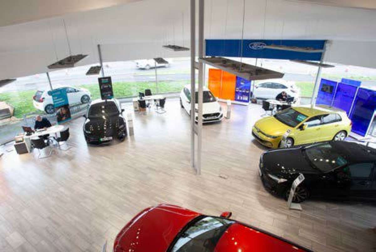 Industrial Unit in Chippenham - photo 3