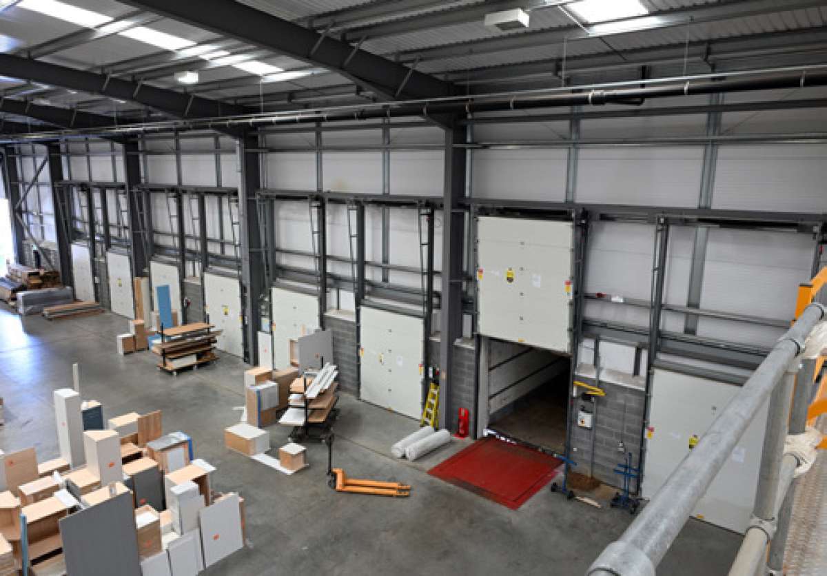 Industrial Unit in Westbrook - photo 3