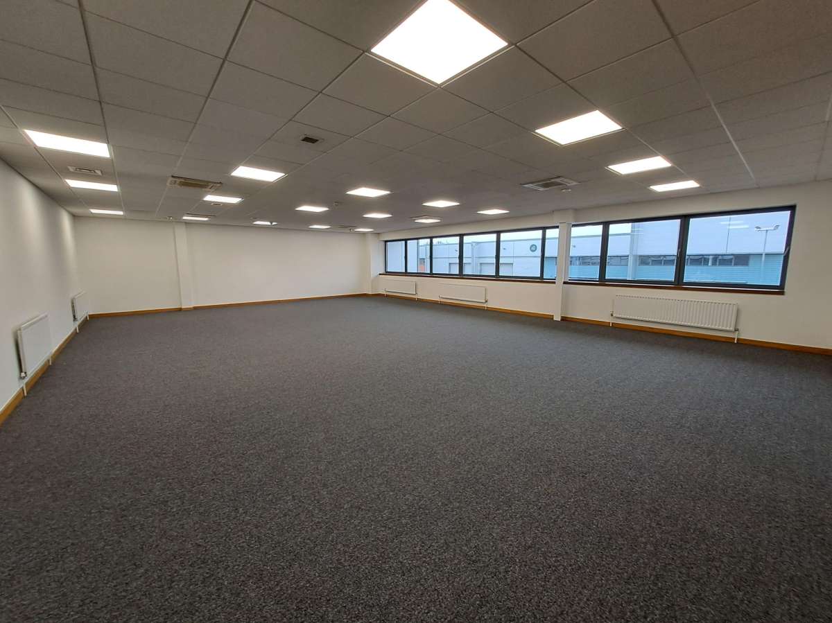 Industrial Unit in Kingston - photo 3