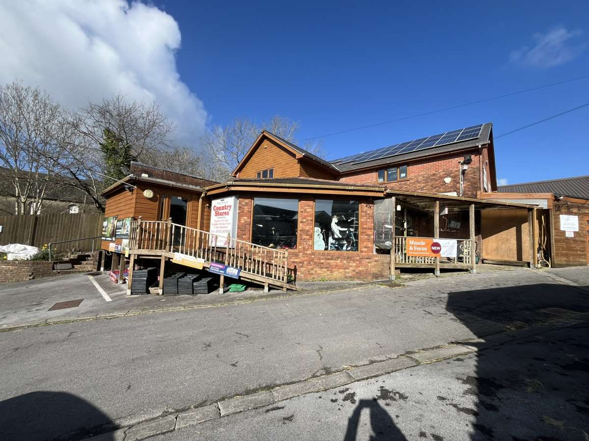 Industrial Unit in Gowerton - photo 3