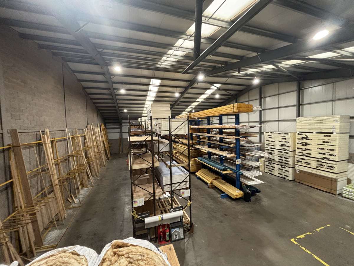 Industrial Unit in Heathhall - photo 4