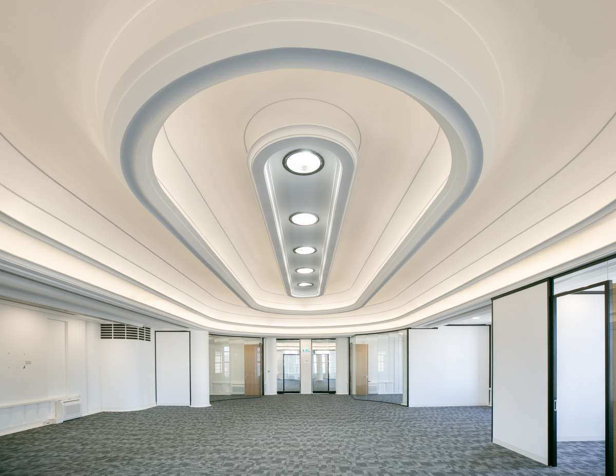 Industrial Unit in London - photo 2