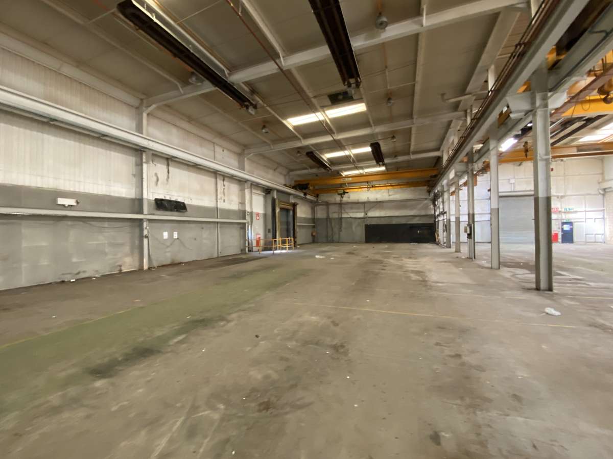 Industrial Unit in Worcester - photo 3