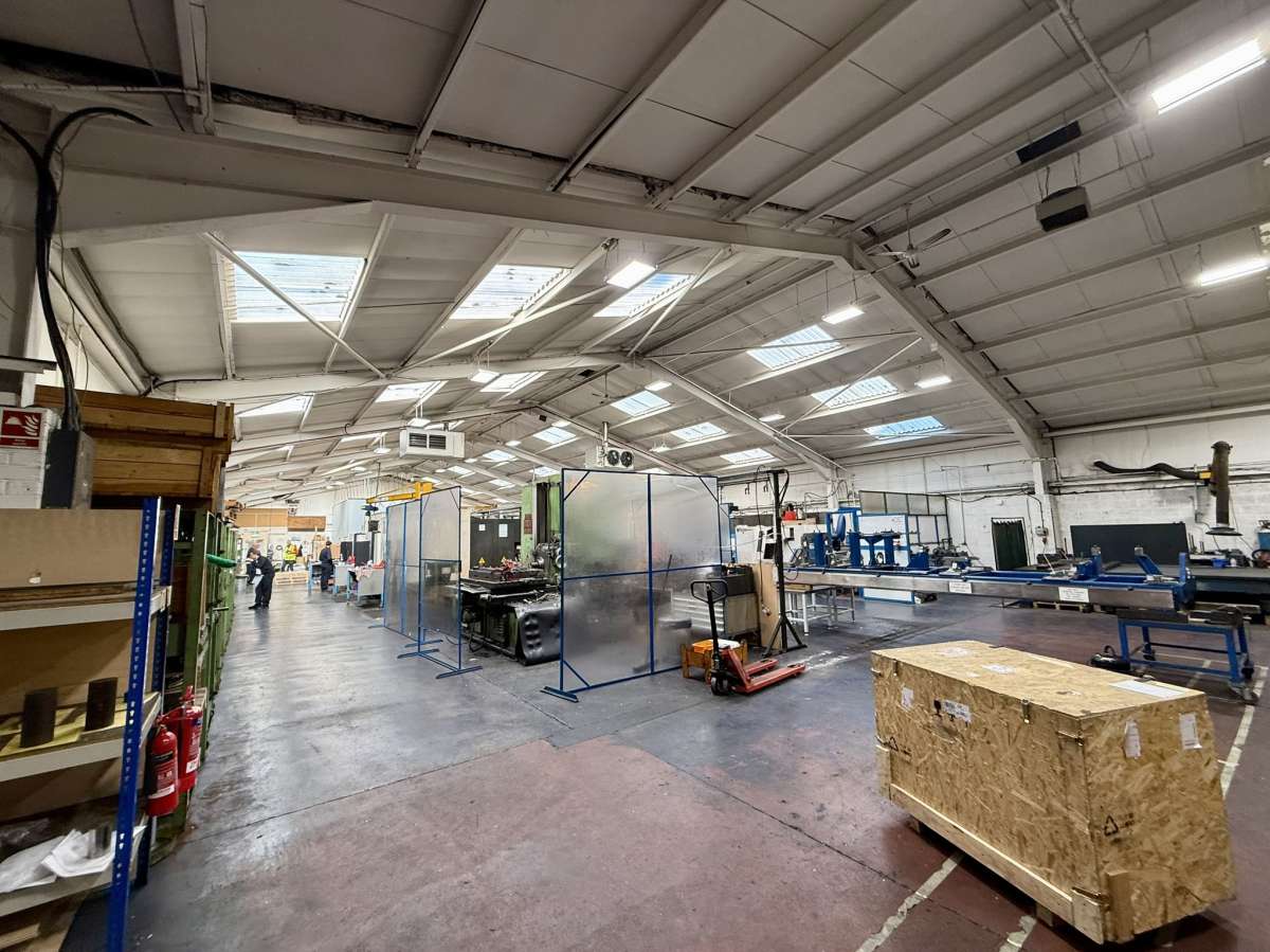 Industrial Unit in Hinckley - photo 2