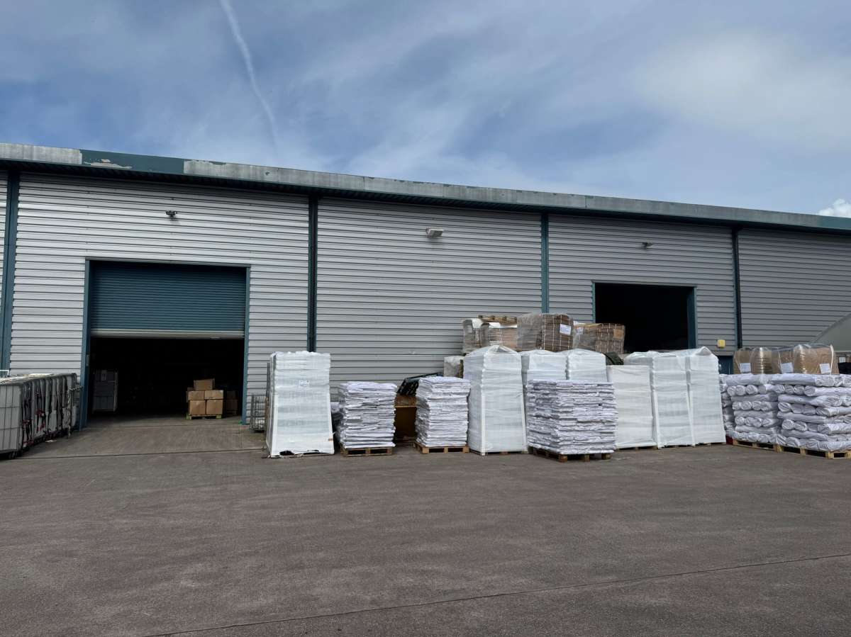 Industrial Unit in Paignton - photo 3