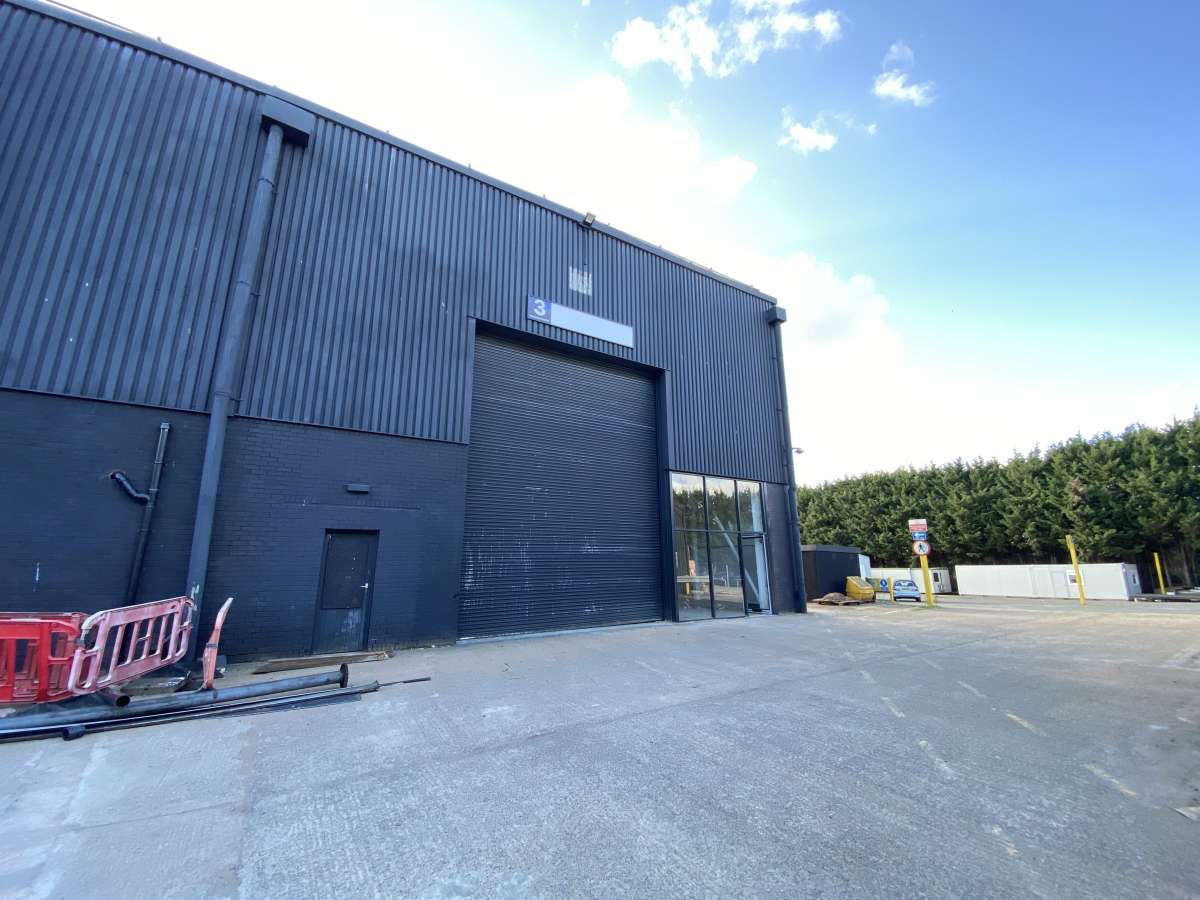 Industrial Unit in Worcester - photo 4