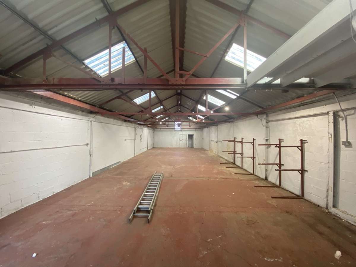 Industrial Unit in Stourbridge - photo 3