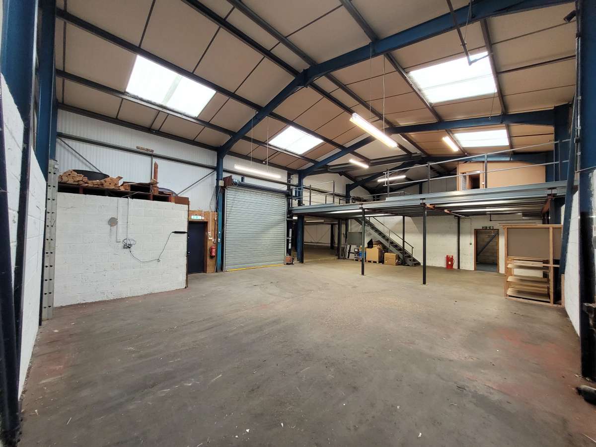 Industrial Unit in Kimbolton - photo 2